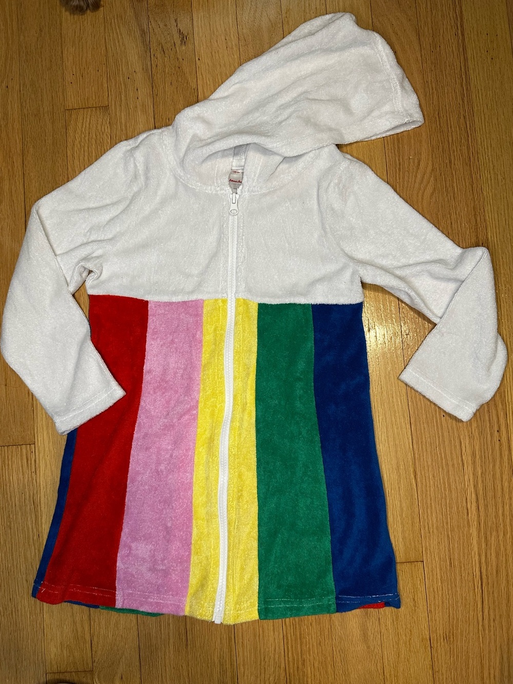 Hanna Andersson Size: 6-7. White Hooded Terry Cloth Coverup Rainbow